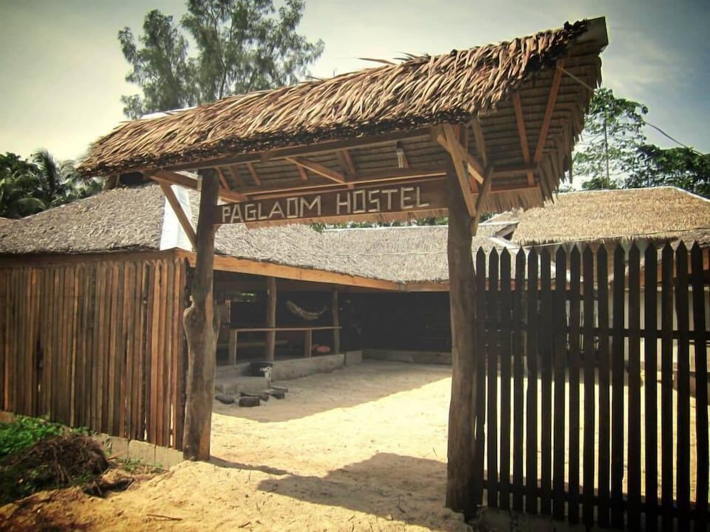 Paglaom Hostel - Adults Only