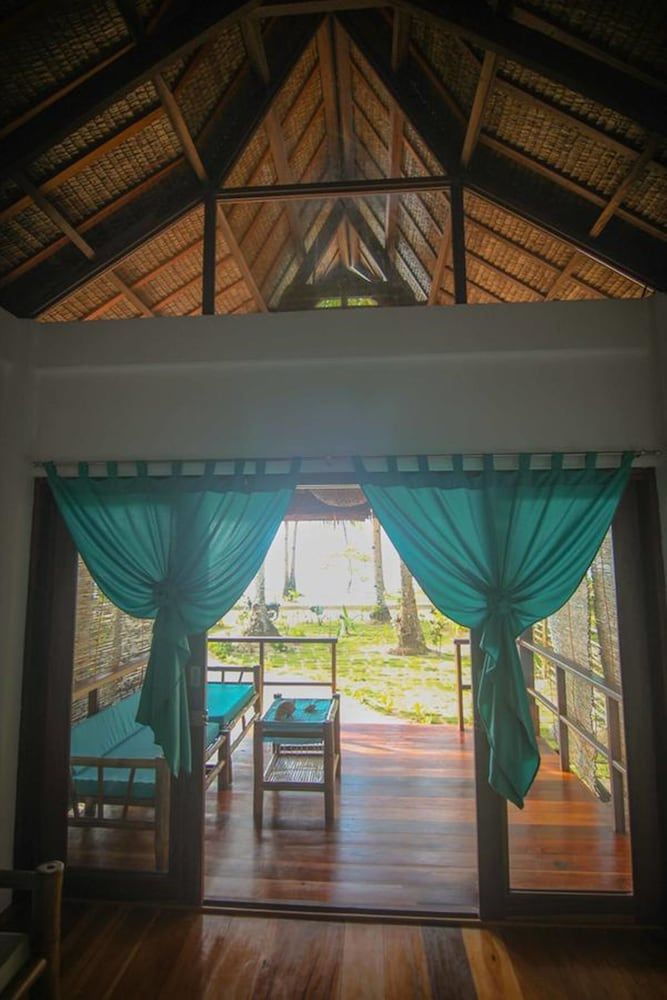 Ferra Resort Siargao Beach House 3