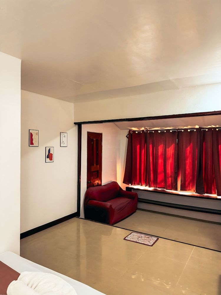 Flo Bed and Breakfast Deluxe Double Room 3