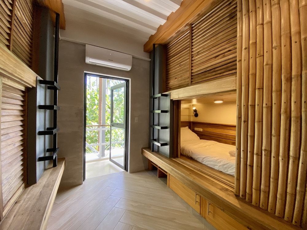 Happiness Hostel Siargao Bed in 4-Bed Mixed Dormitory Room 4