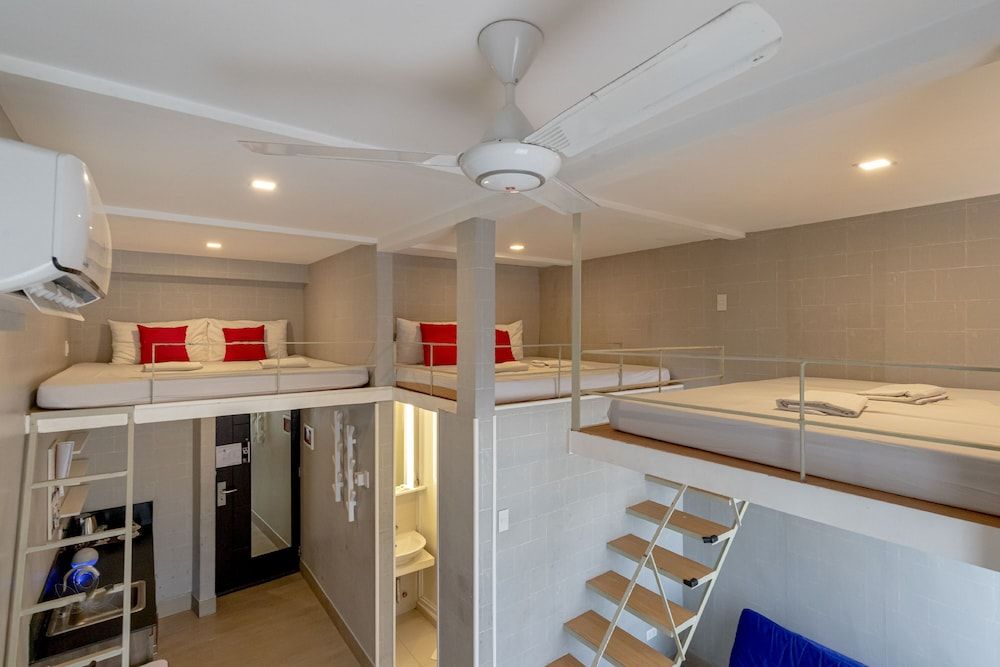 undefined Selah Pods Hotel Manila 3