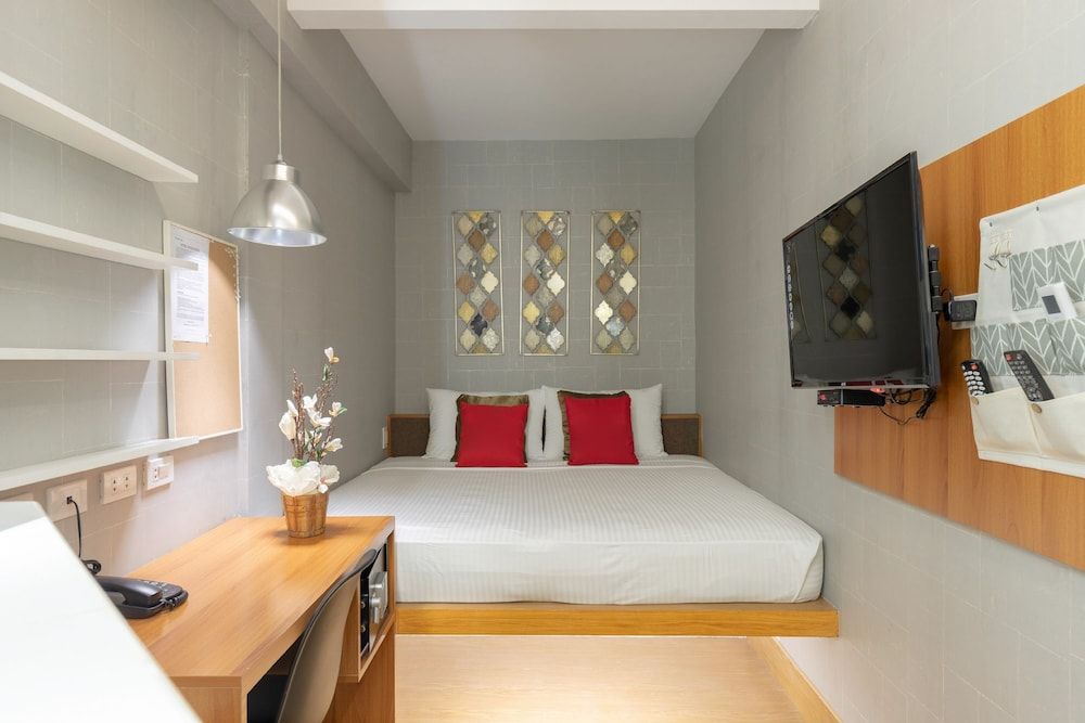 Selah Pods Hotel Manila Standard Double No Window