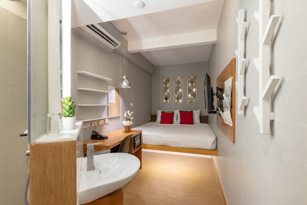 Selah Pods Hotel Manila Standard Double No Window 5