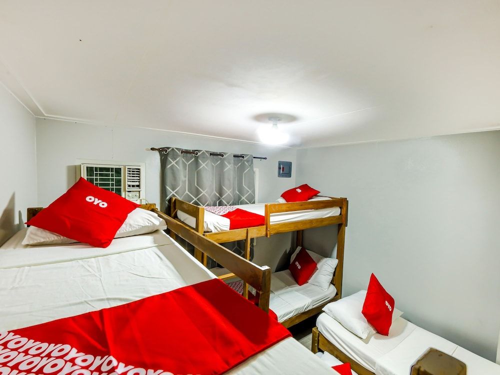 Metro Deluxe Residences Economy Shared Dormitory, Mixed Dorm 5