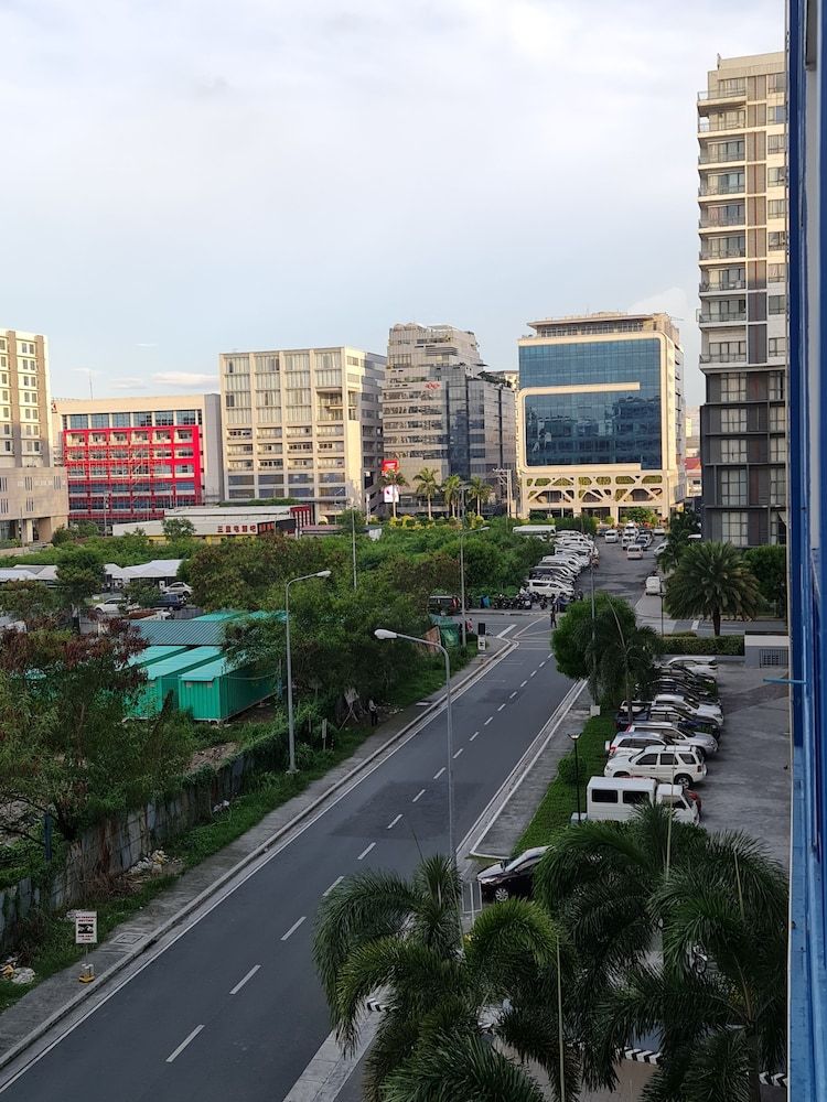 Sea Residences - Condo R Us Apartment, 1 Bedroom 9