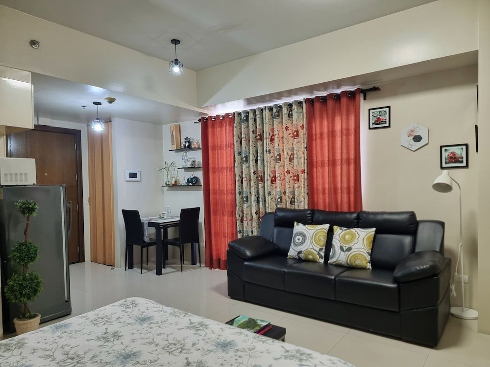One Palm Tree Villas - Unit 3i and 3j Standard Studio, 1 Queen Bed, Balcony 8