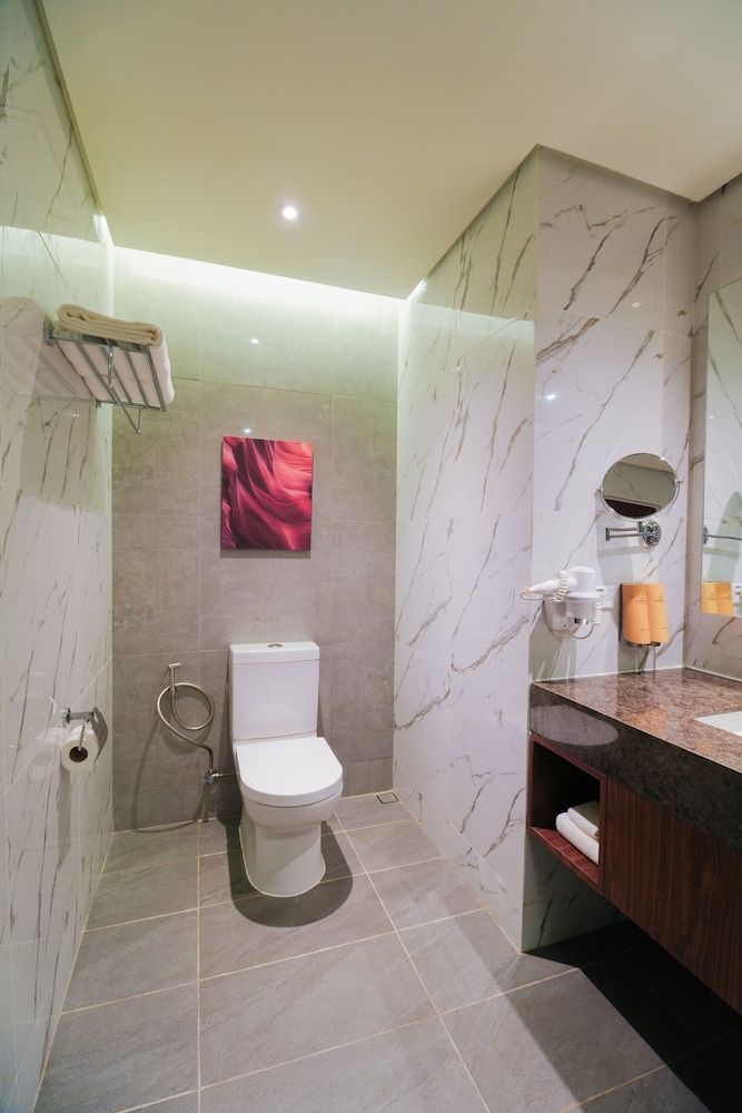 Grand Summit Hotel General Santos Deluxe Twin Room 4