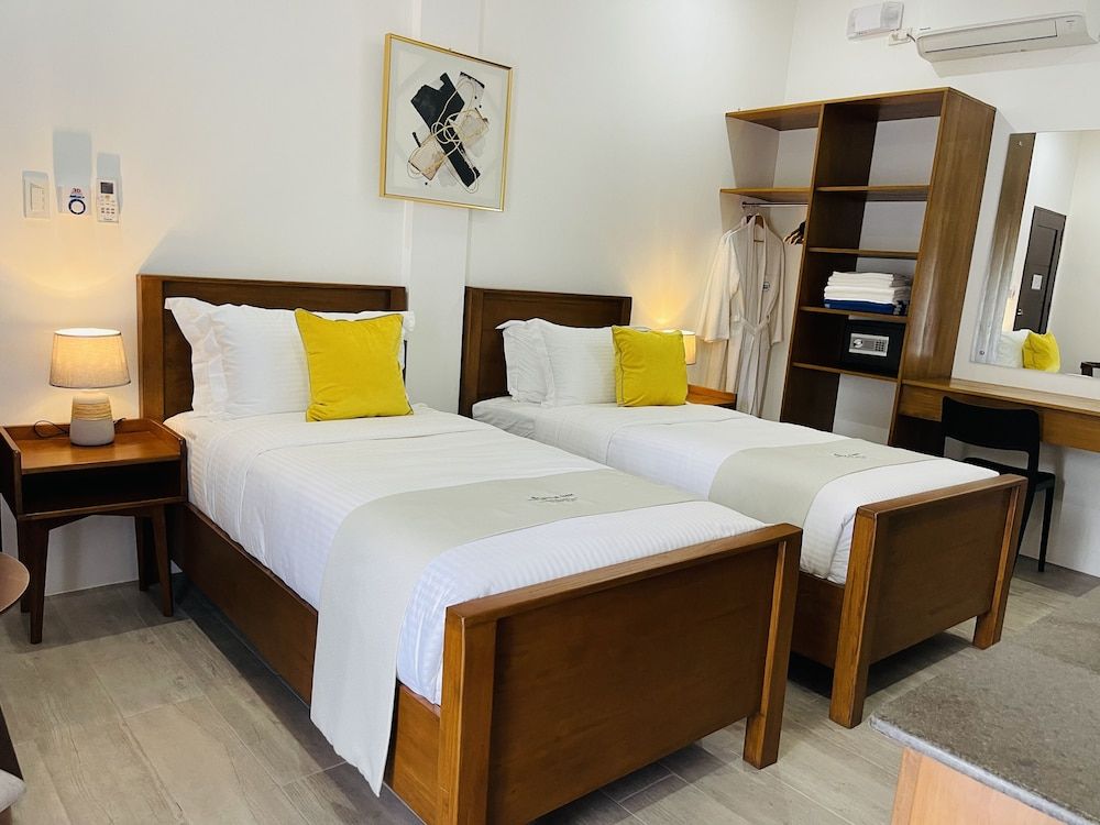 Thistle Inn Standard Twin Room 2