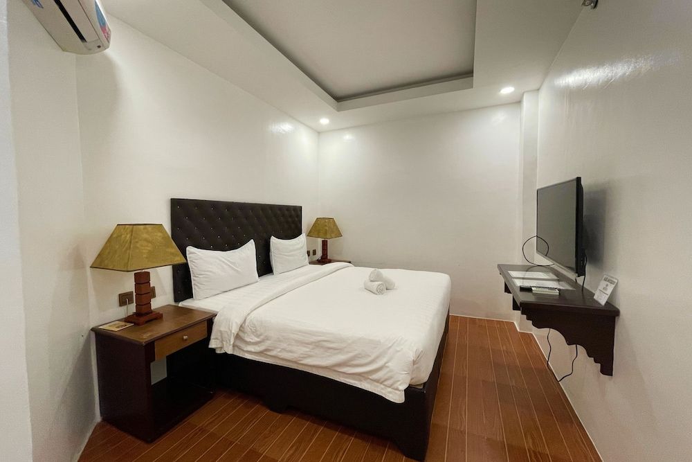 Diamond Spring Hotel Angeles Executive Room
