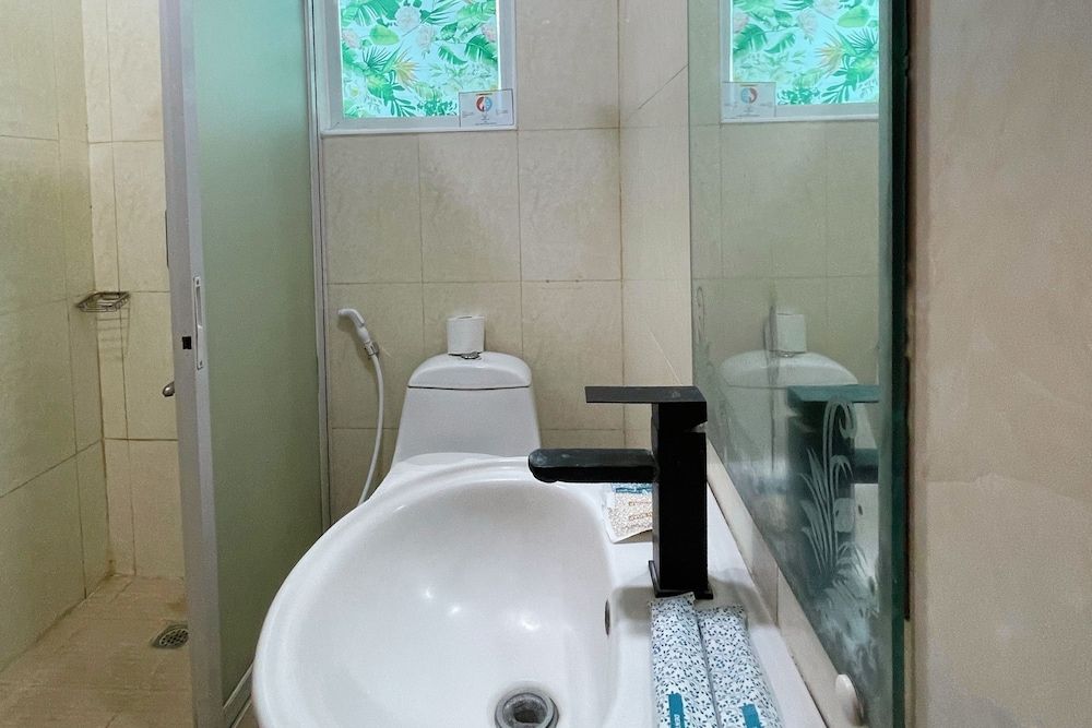 Diamond Spring Hotel Angeles Standard Twin Room 5