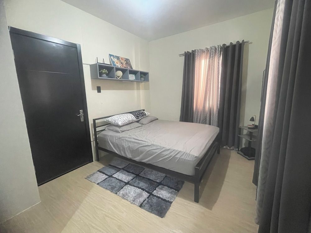 Standard Townhome, 3 Bedrooms