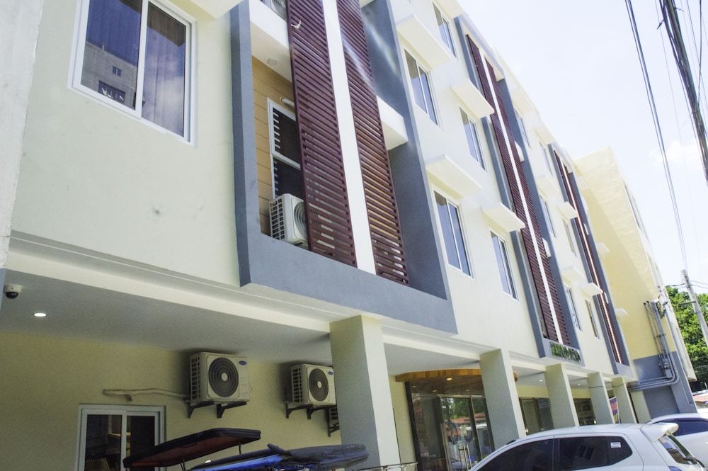 ELTI Suites Standard Room 6