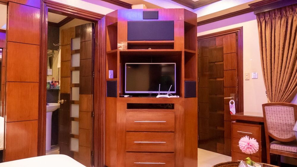 Fields Palace Hotel Deluxe Double Room 8