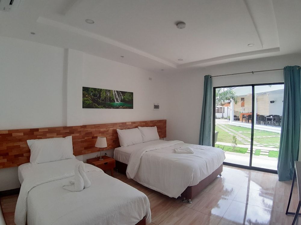 Deluxe Room with Two Double Beds