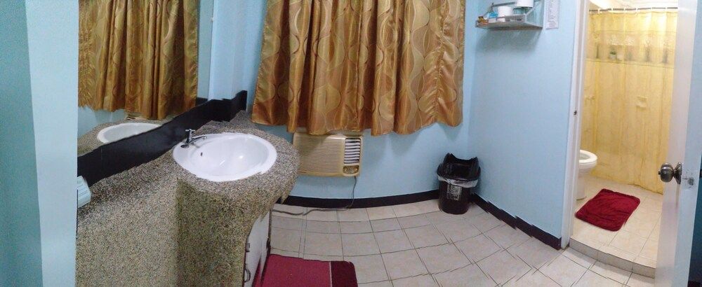 ARIZONA BEACH RESORT Deluxe Room 6