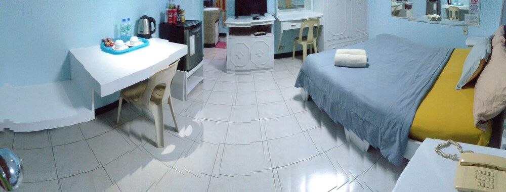 ARIZONA BEACH RESORT Deluxe Room 2