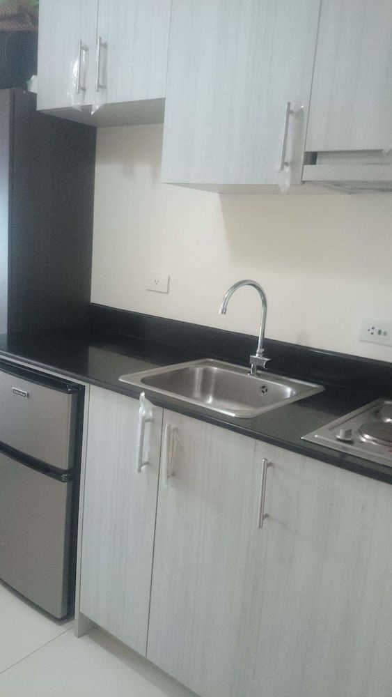 Green Residences 1 Bedroom Condo 4