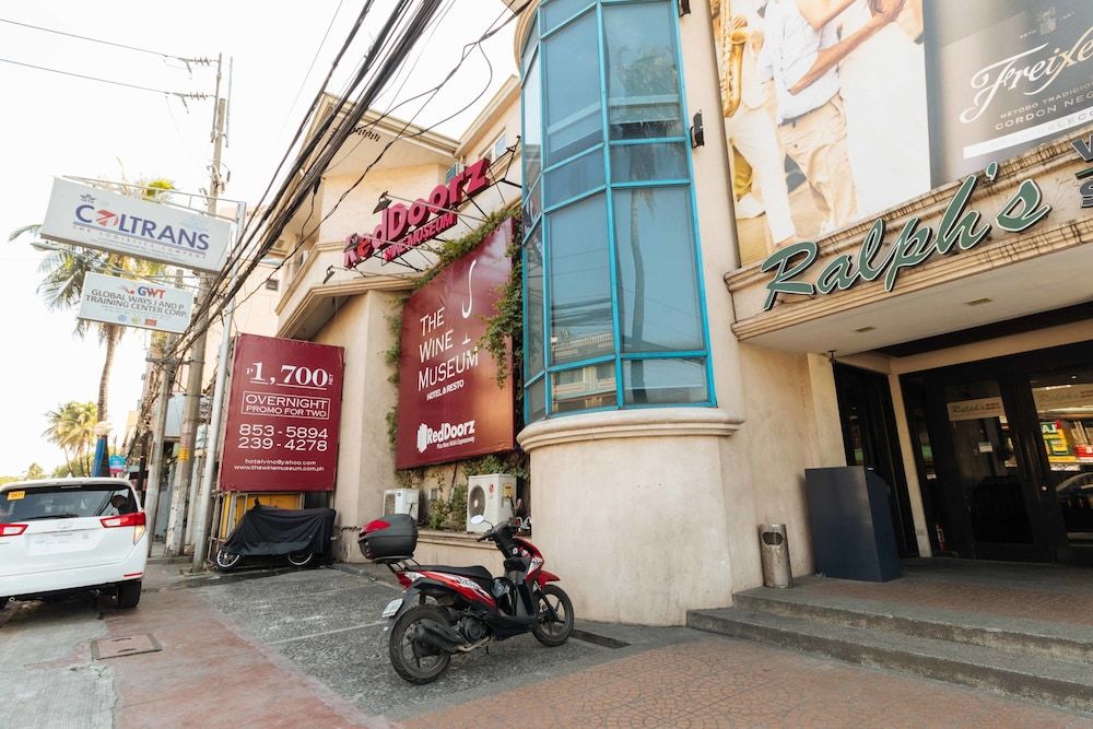 undefined RedDoorz Plus @ Tayuman Manila 5