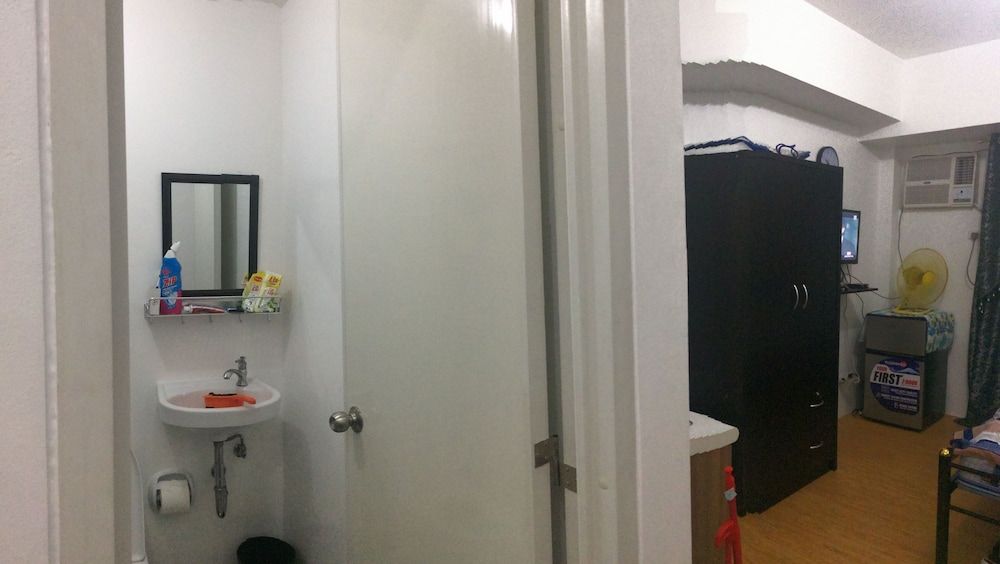 undefined Ehm's Place 7