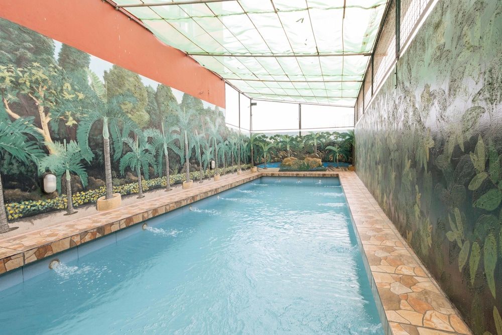 undefined RedDoorz Plus @ RSG Legarda Manila 6