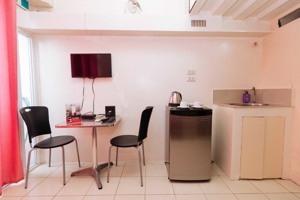 undefined RedDoorz Plus @ RSG Legarda Manila 8