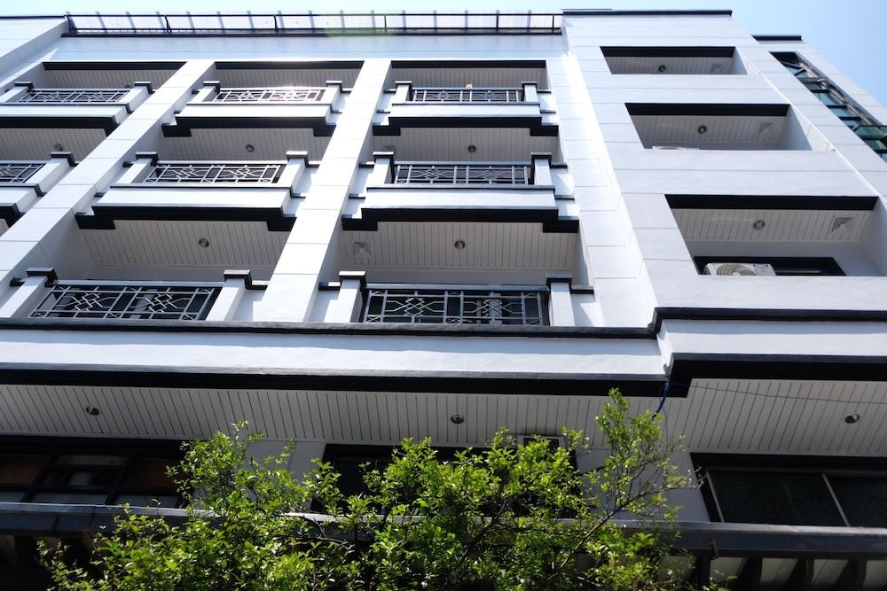 undefined Ola Hostel Manila 6