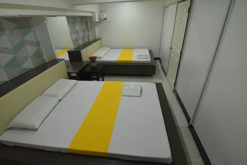 Cosmo Hotel - Padre Campa Family Room