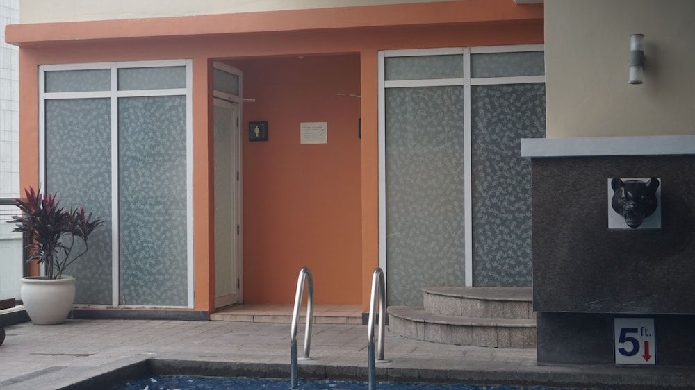 undefined Birch Tower Harbour Escape Deluxe 3