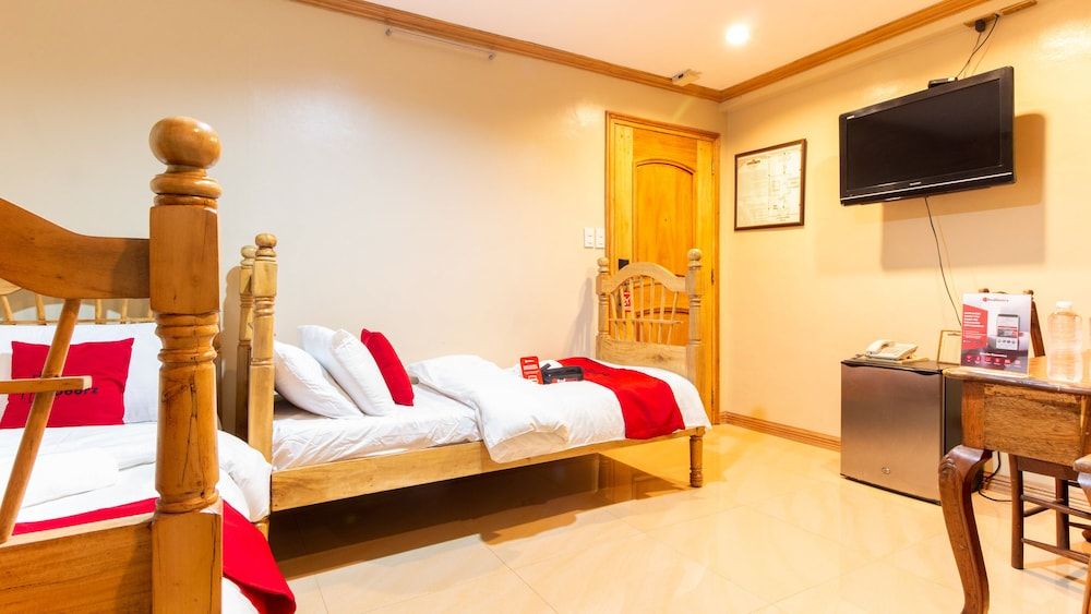 undefined RedDoorz near SM San Lazaro Manila 8