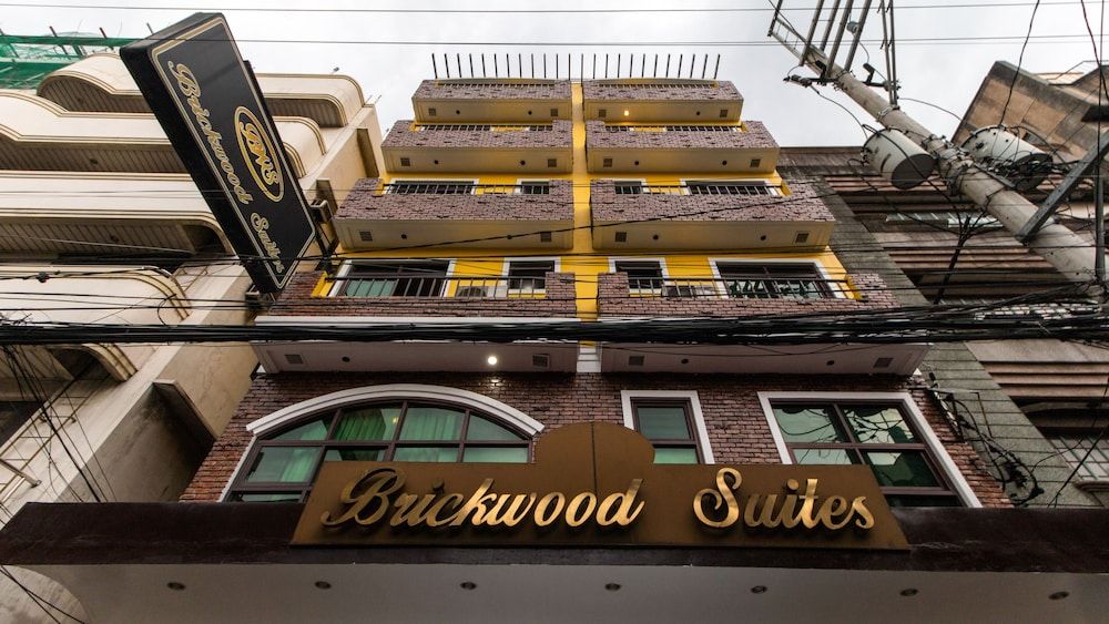 undefined RedDoorz near SM San Lazaro Manila 4