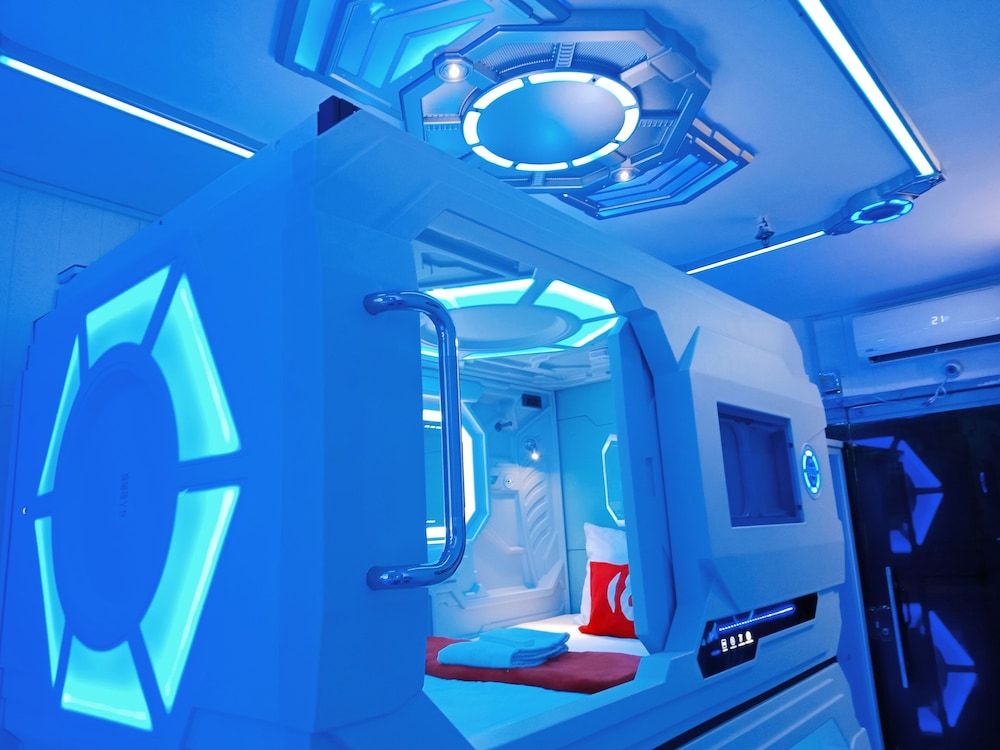 undefined 8 Hostel at Quiapo 2