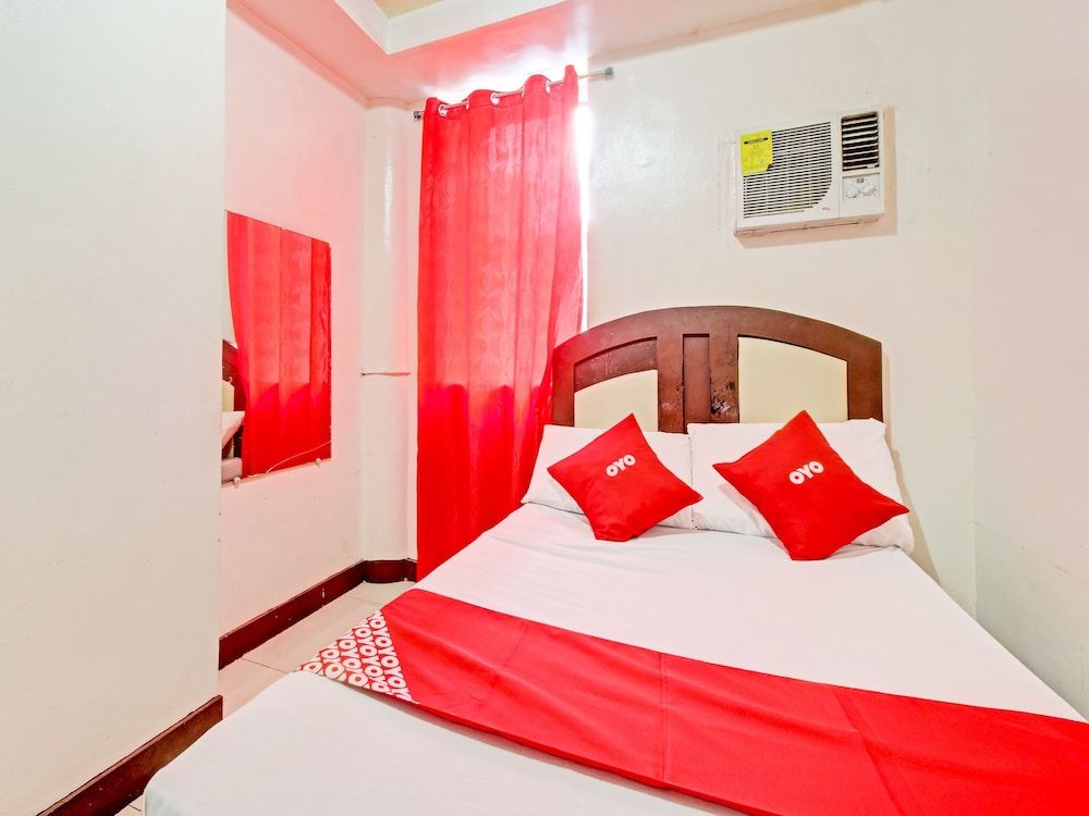 undefined OYO 894 Cosmo Hotel P Campa Manila 2