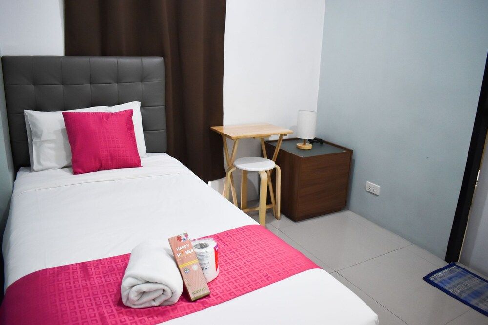 Happy Homes Manila Deluxe Single Room 2
