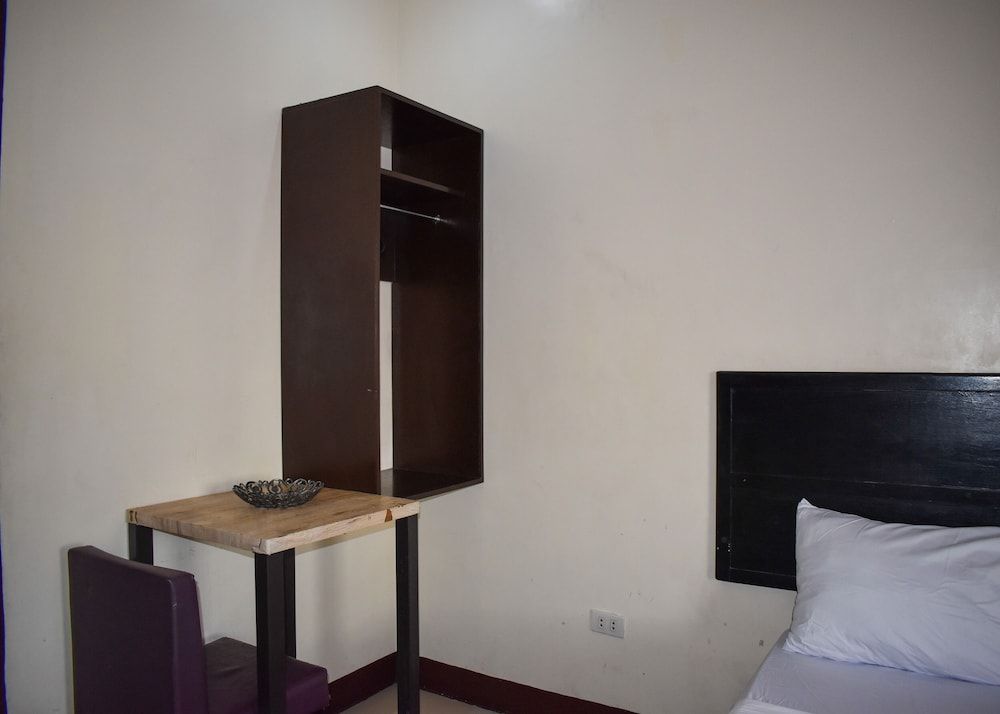 1812 Vc Lodge Deluxe Room 17