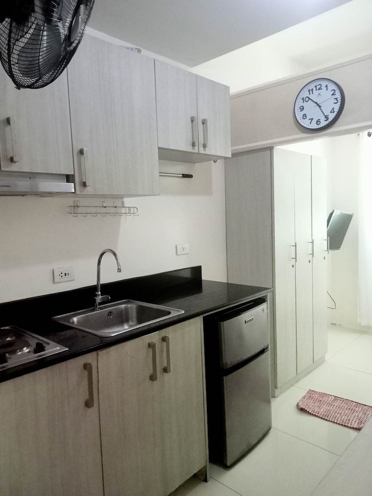 undefined Green Residences  Taft 8