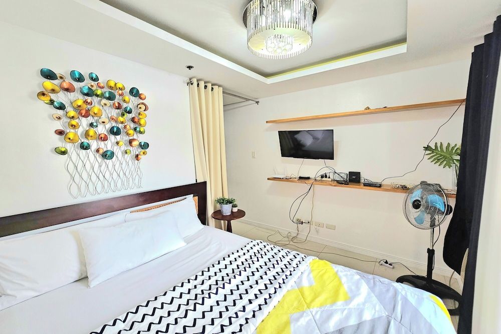 Birchtower by Jeizel Manila City Studio, Balcony 3