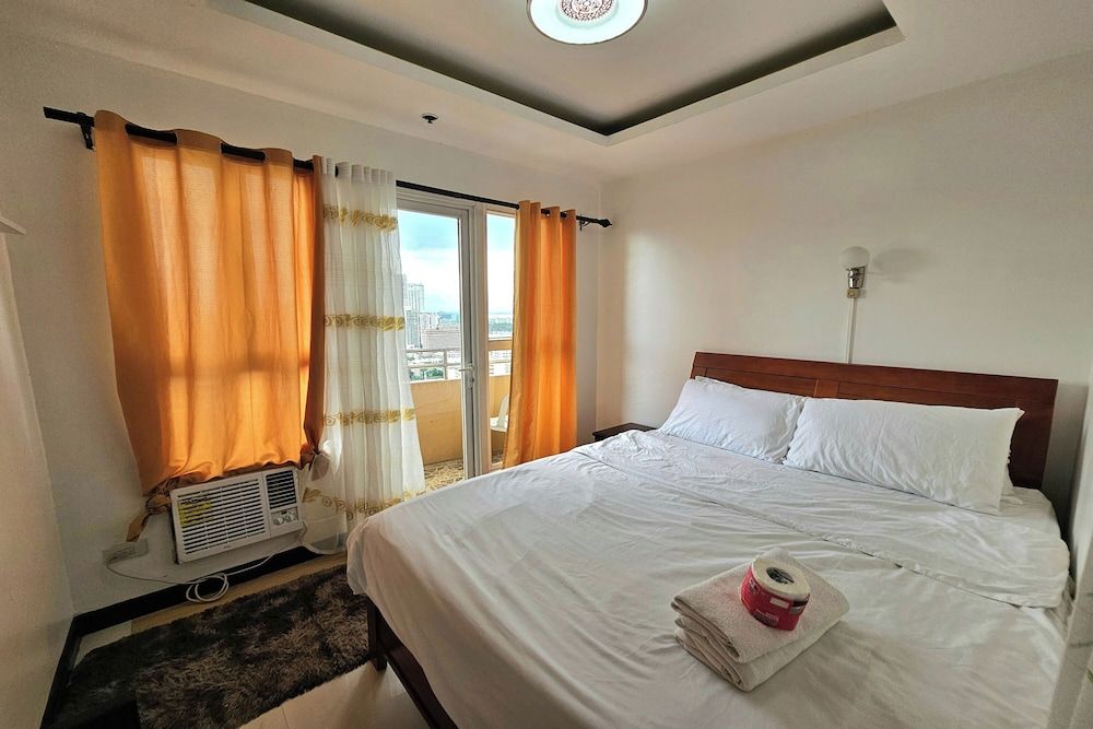 Birchtower by Jeizel Manila City Studio, Balcony 4