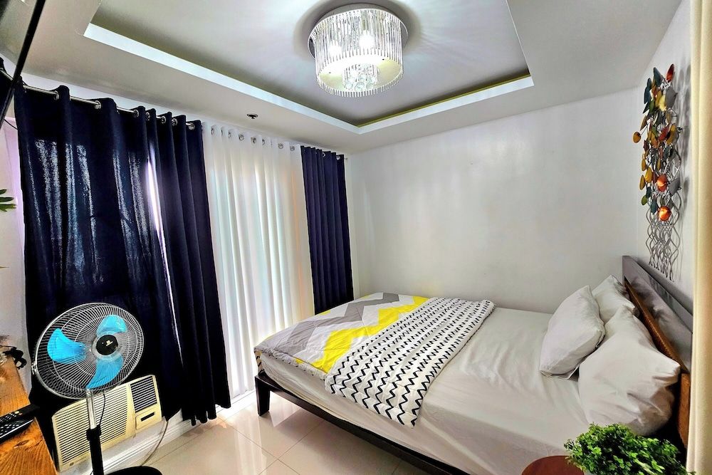 Birchtower by Jeizel Manila City Studio, Balcony 6