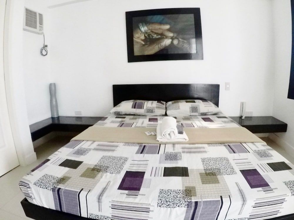 undefined Wander Inn Boracay 8