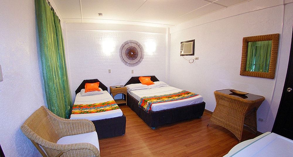 Azzurro di Boracay Family Room 6