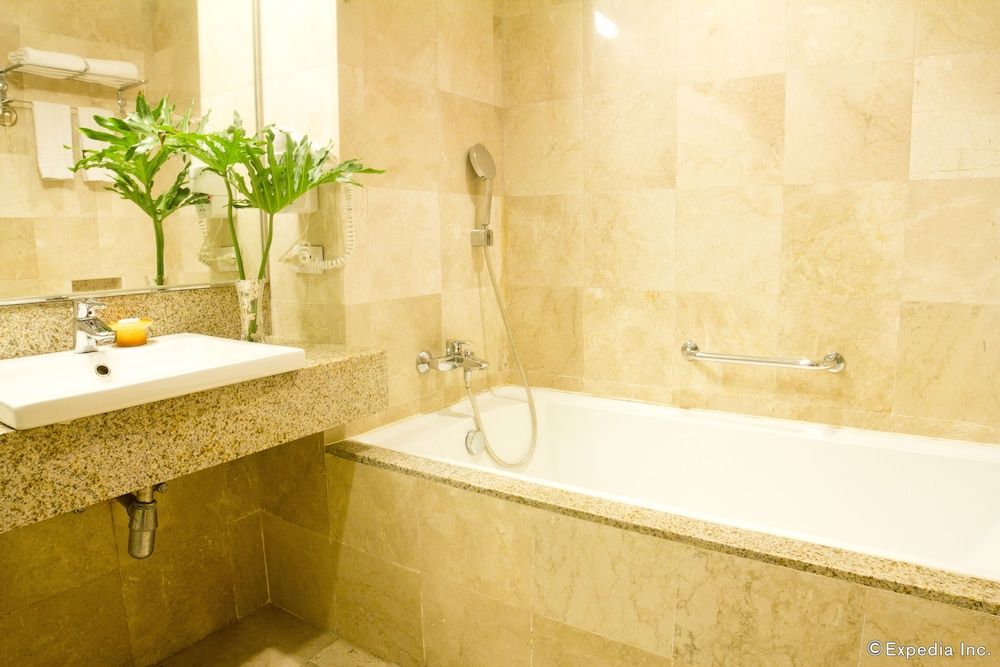 undefined Crown Regency Resort & Convention Center 10