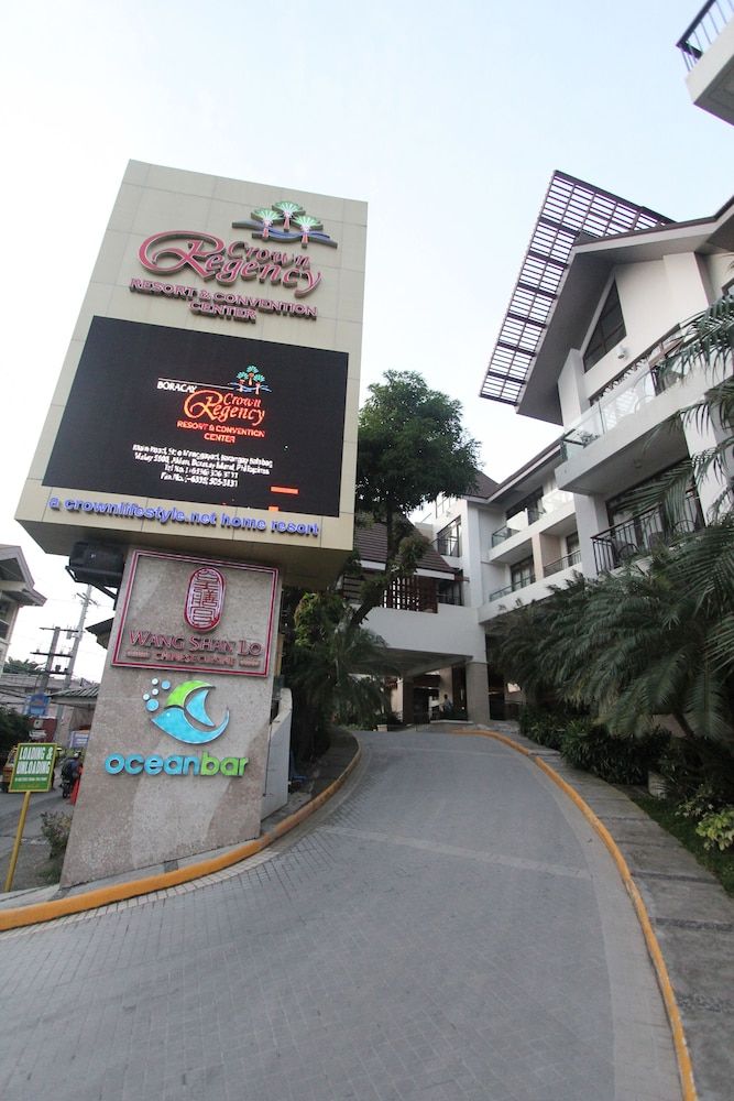 undefined Crown Regency Resort & Convention Center 5