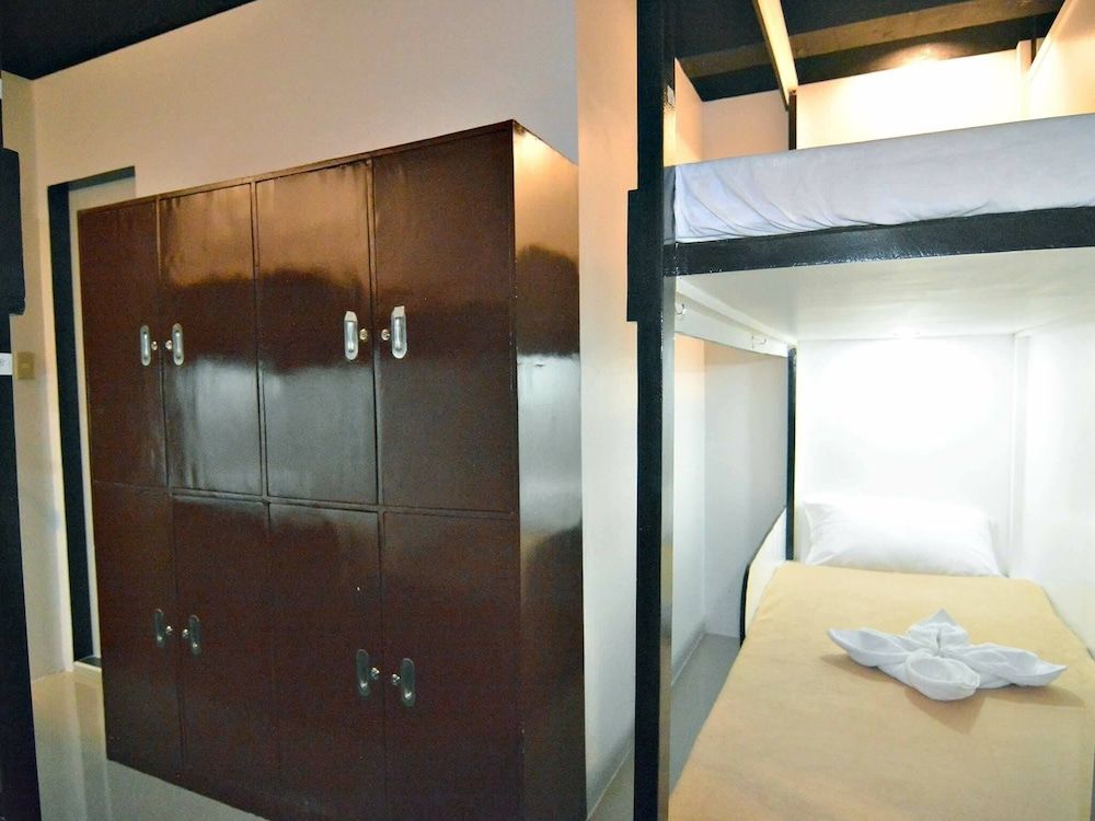 undefined Island Hostel Boracay - Adults Only
