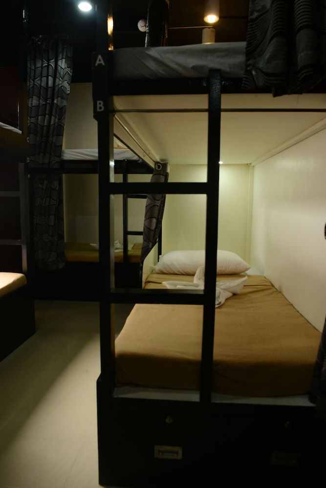 undefined Island Hostel Boracay - Adults Only 3