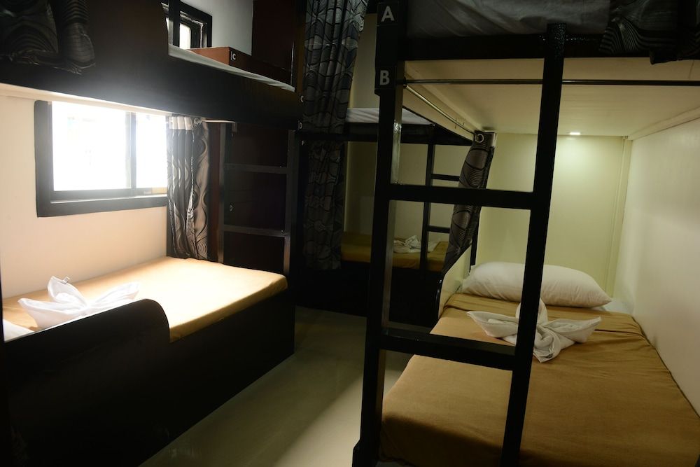 undefined Island Hostel Boracay - Adults Only 2