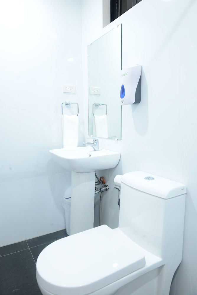 undefined Island Hostel Boracay - Adults Only 10
