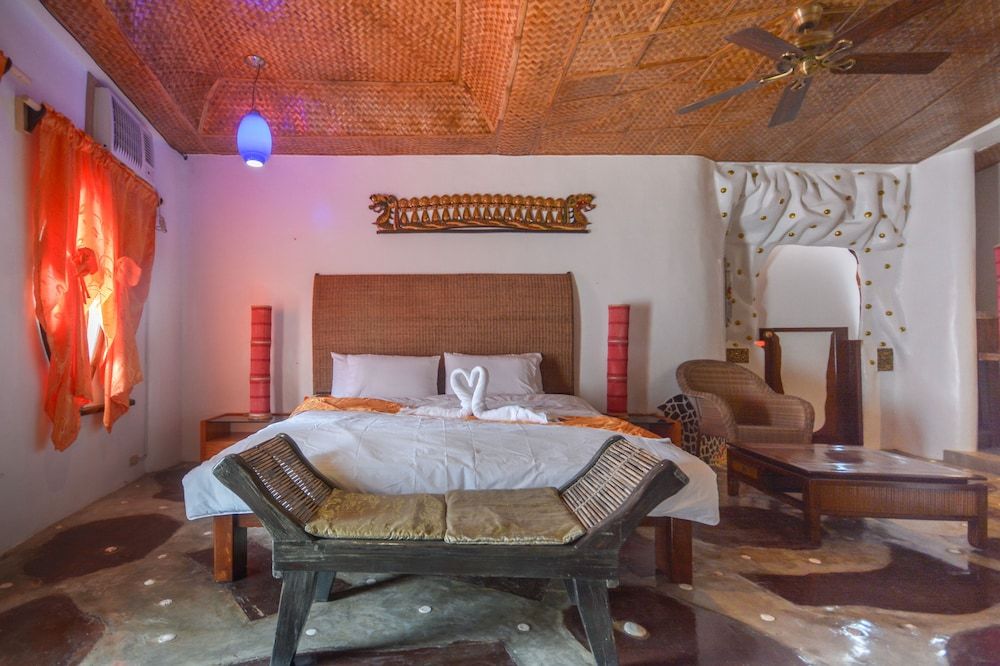 undefined Jade's Casa de Arte 3