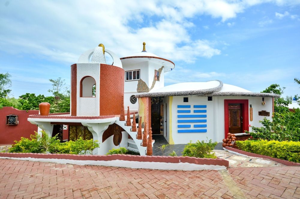 undefined Jade's Casa de Arte 5