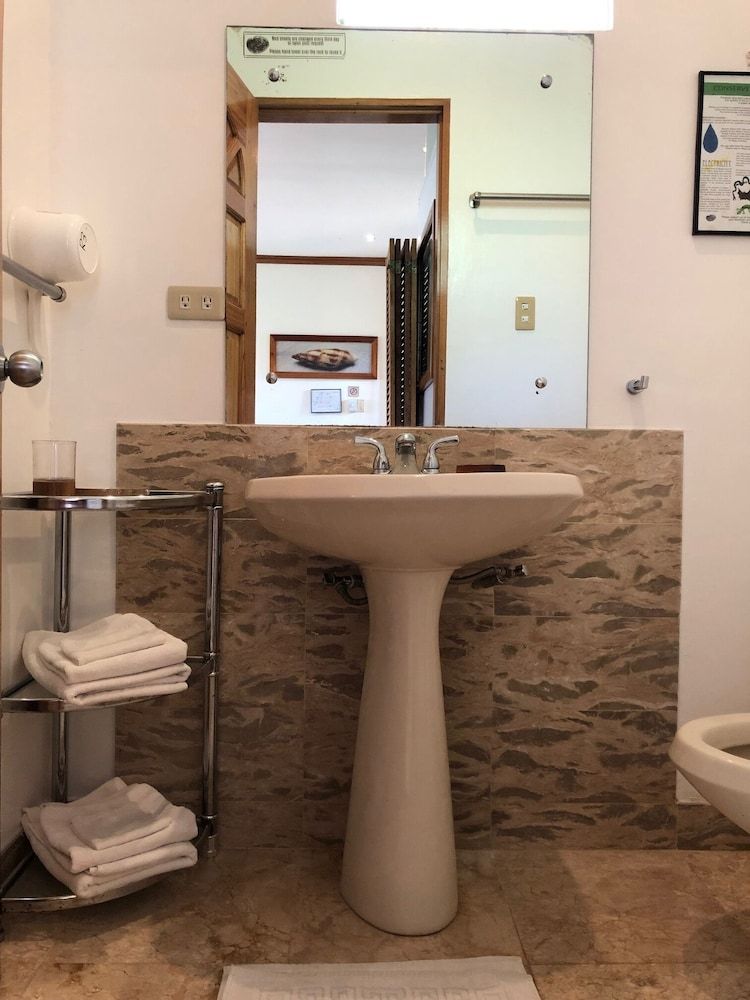 Argonauta Boracay Boutique Hotel with Apartments and Villas Signature Room, 1 Queen Bed with Sofa bed, Ocean View 5