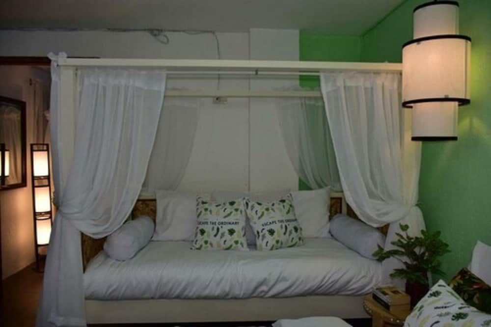 undefined Penthouse 8 Colors Beach House Resort by Cocotel 9